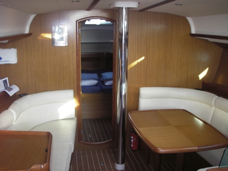Sun Odyssey 42i