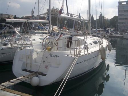 Sun Odyssey 35