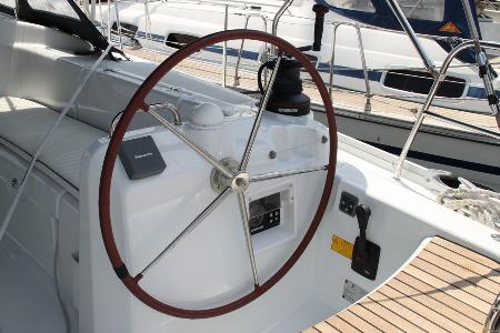 Cyclades 50.5