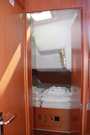 Cyclades 50.5