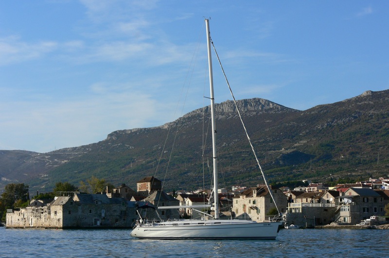 Bavaria 49