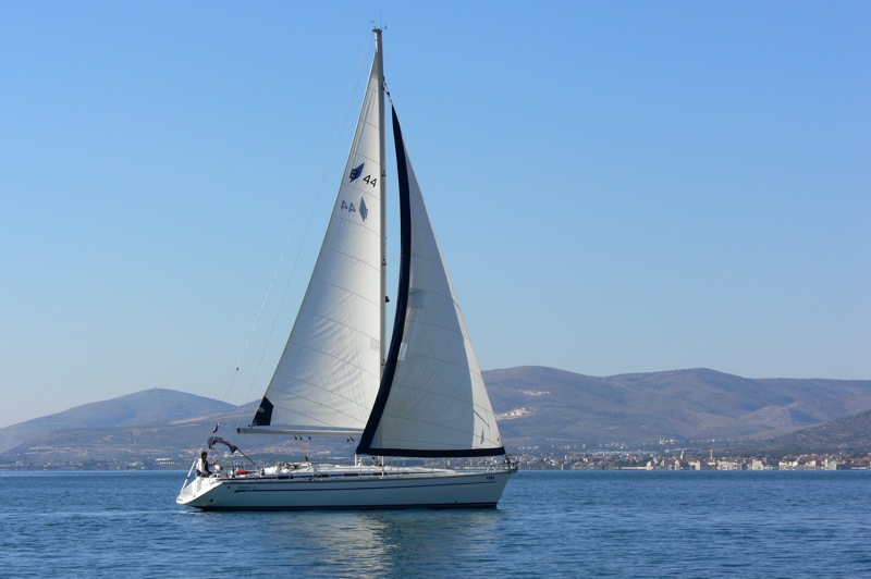 Bavaria 44
