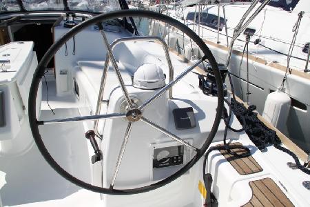 Oceanis 43