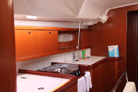 Oceanis 43
