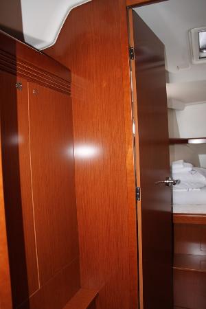 Oceanis 43