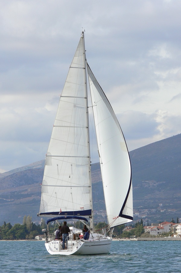 Elan 333