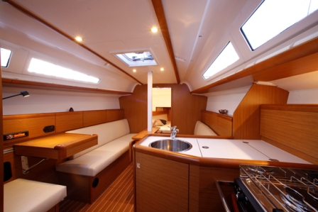 Sun Odyssey 33i