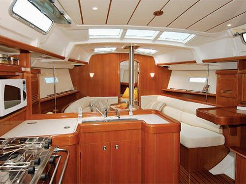 Oceanis 37
