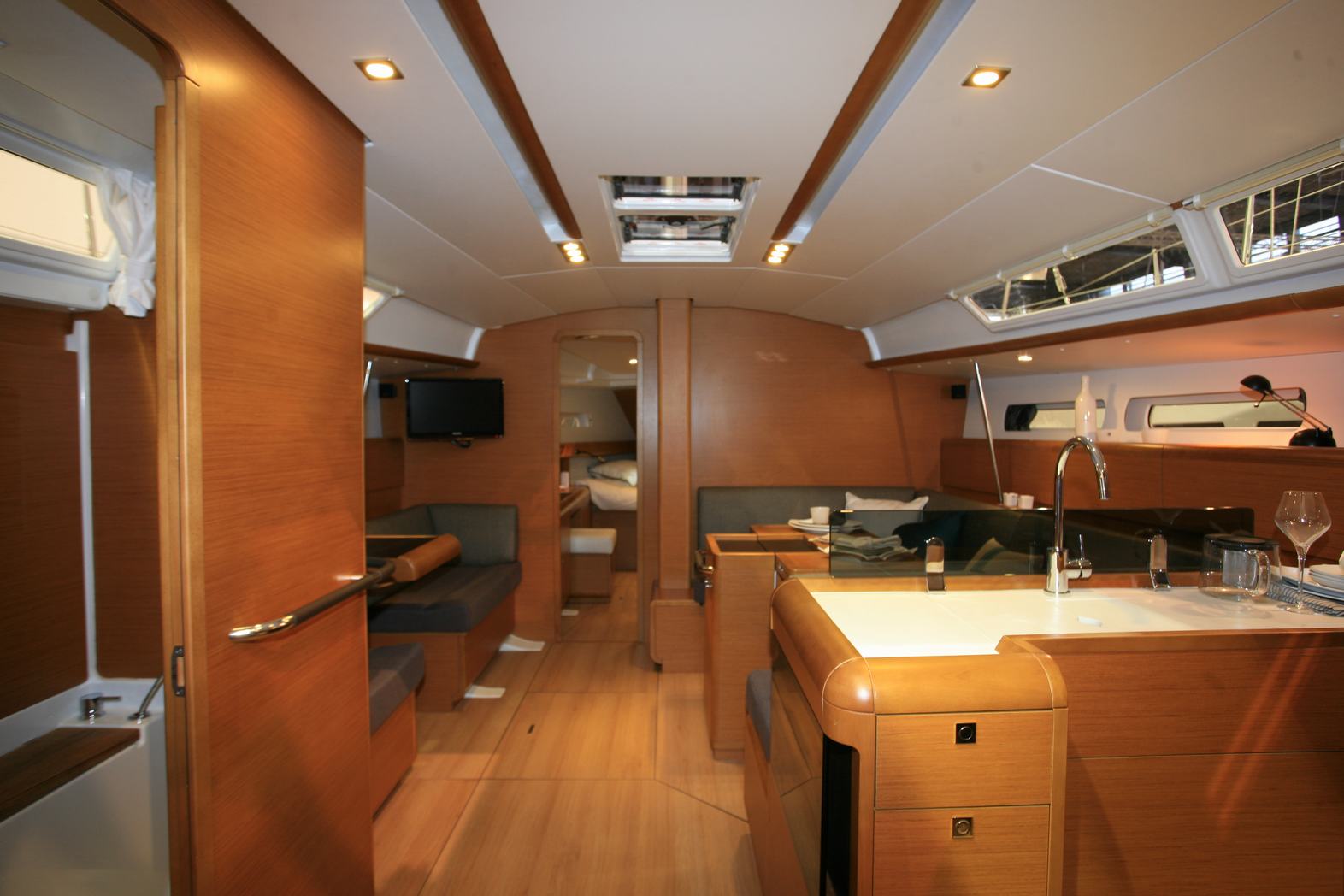 Sun Odyssey 439