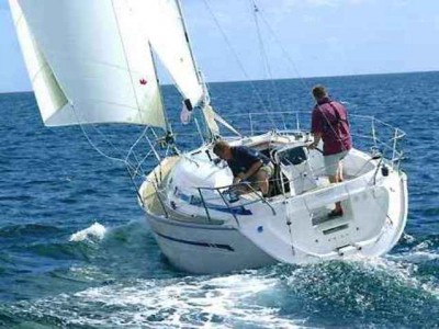 Bavaria 32