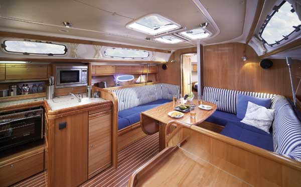 BAVARIA 38 Cruiser