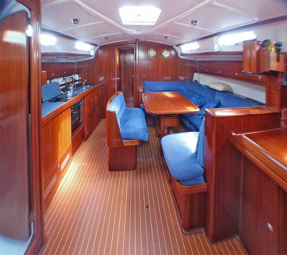 Bavaria 44