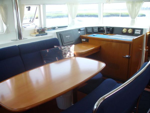 Lagoon 440