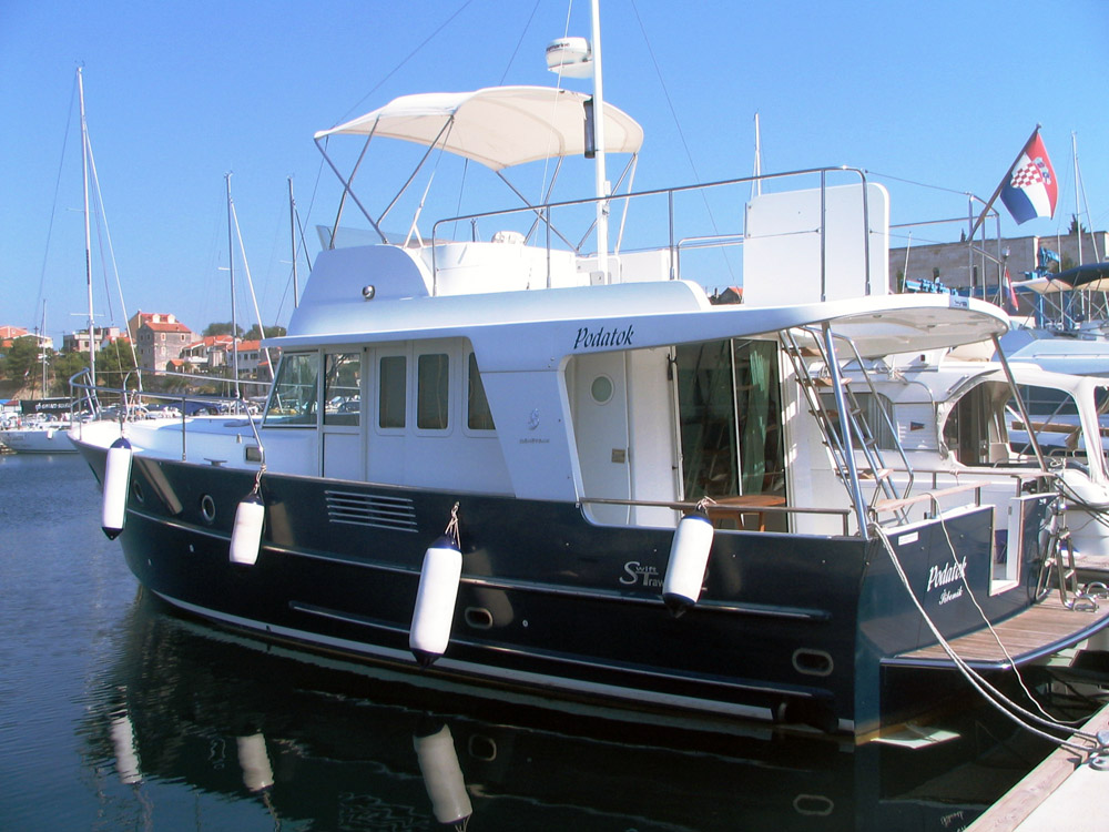 Benetau S. Trawler 42