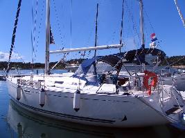 Dufour 385