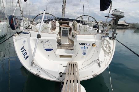 Bavaria 44