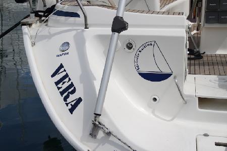 Bavaria 44