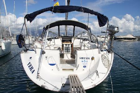 Bavaria 44