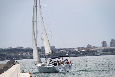 Oceanis 43