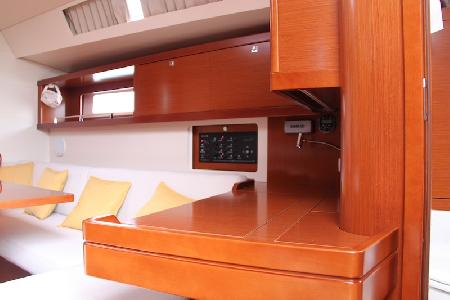 Oceanis 45