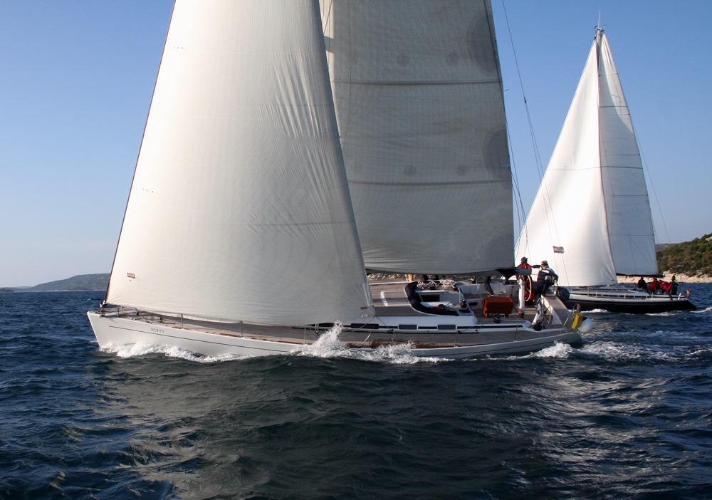 Grand Soleil 56