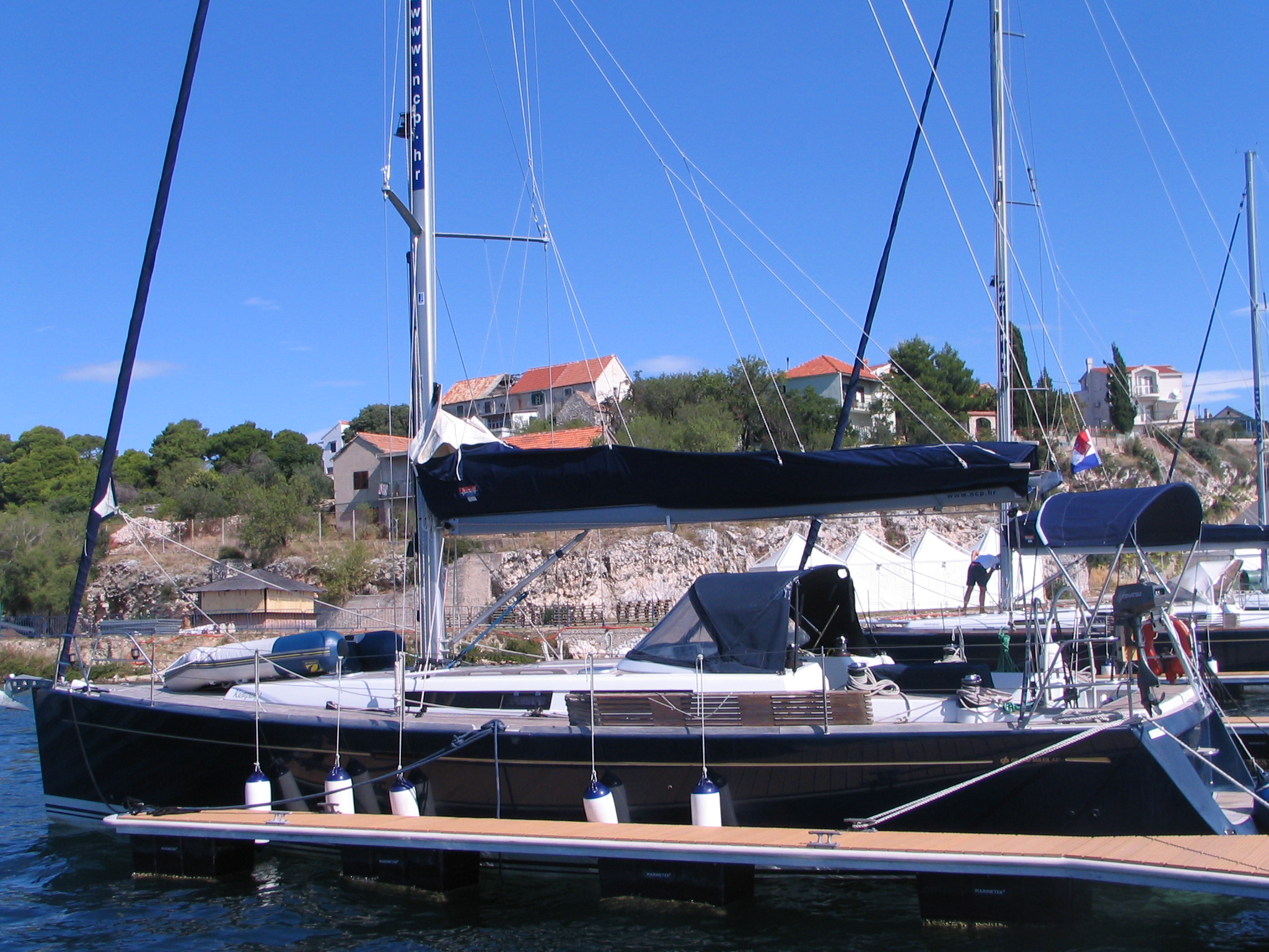 Grand Soleil 43