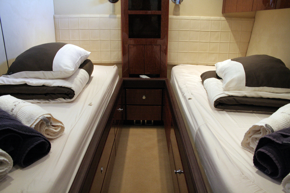 Fairline Squadron 74
