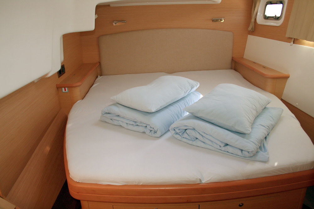 Lagoon 440