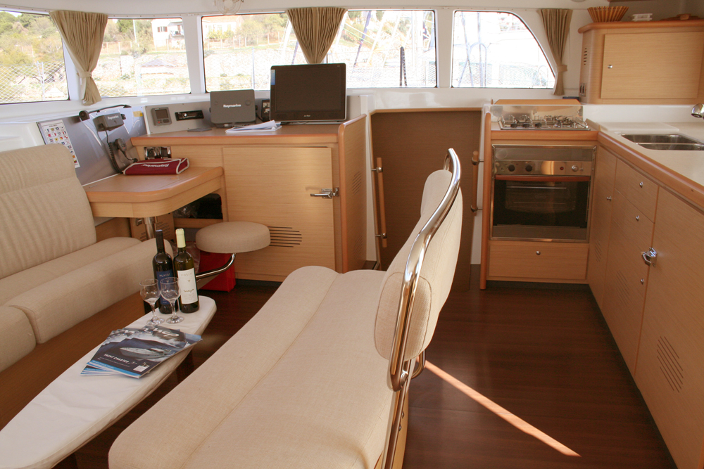 Lagoon 440