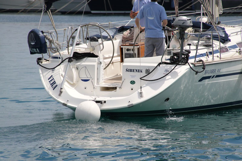 Bavaria 44