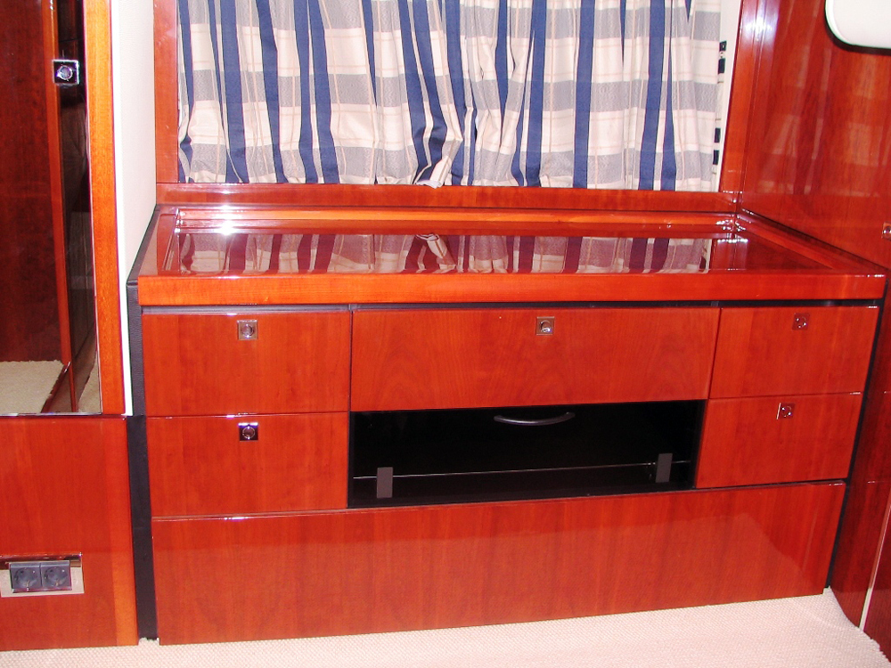 Fairline Phantom 48
