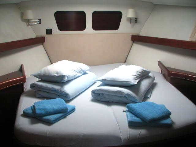 Benetau S. Trawler 42