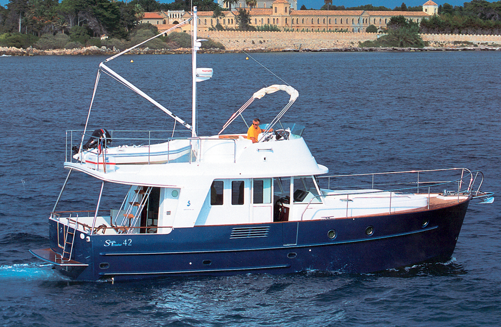 Benetau S. Trawler 42