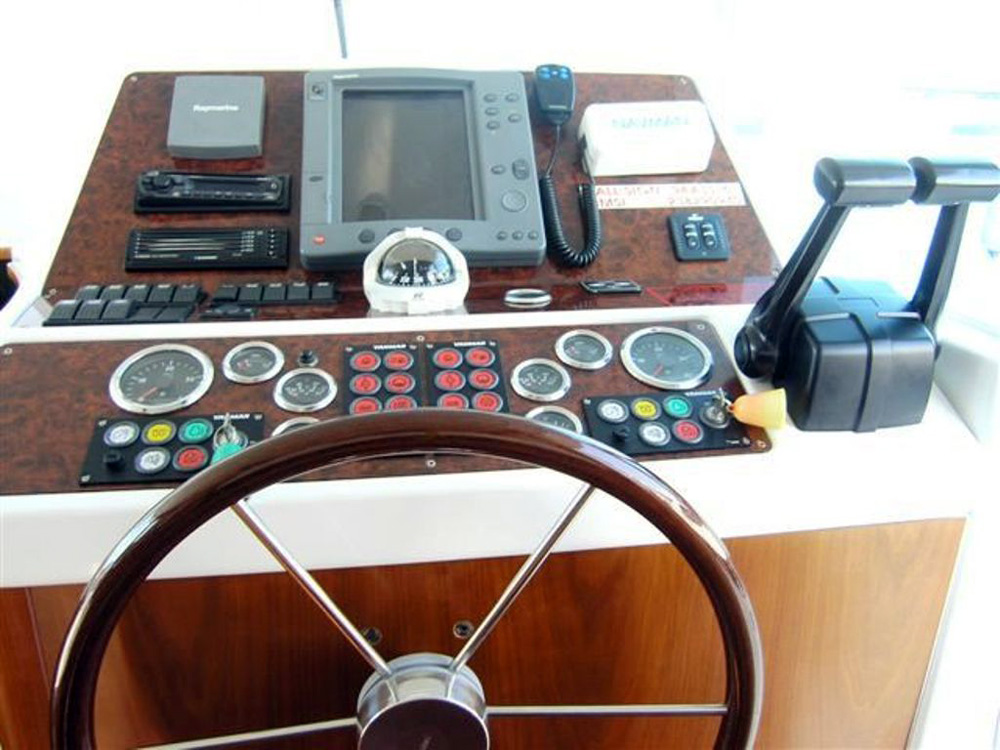 Benetau S. Trawler 42