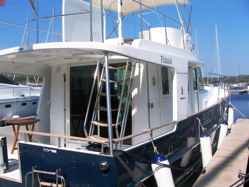 Benetau S. Trawler 42