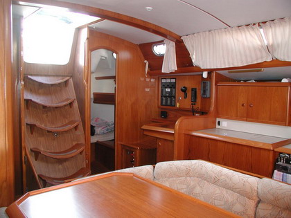 Sun Odyssey 42.2