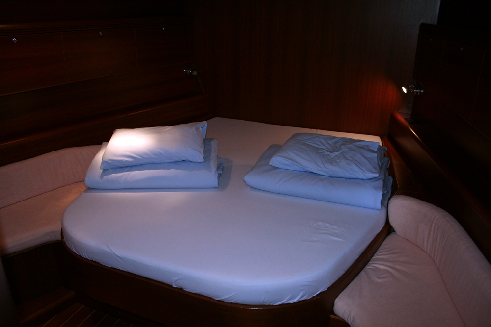 Grand Soleil 56