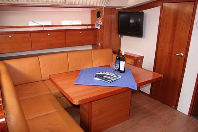 Hanse 540