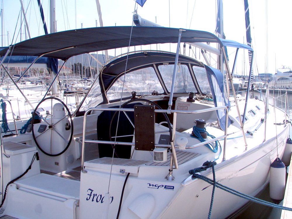 Dufour 385