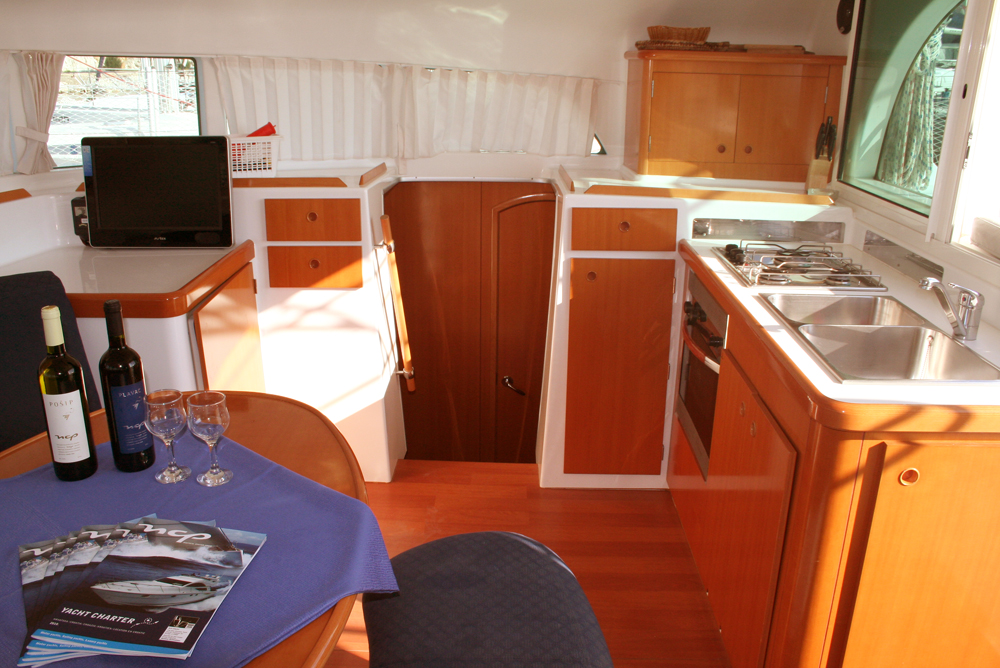 Lagoon 380 S2