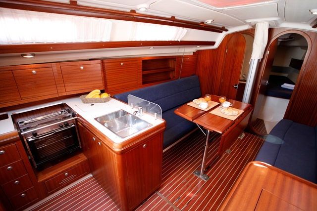 Salona 37 HPC