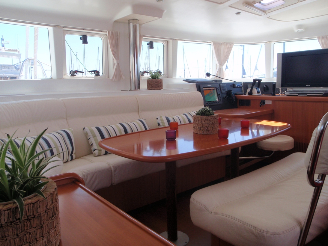 LAGOON 440
