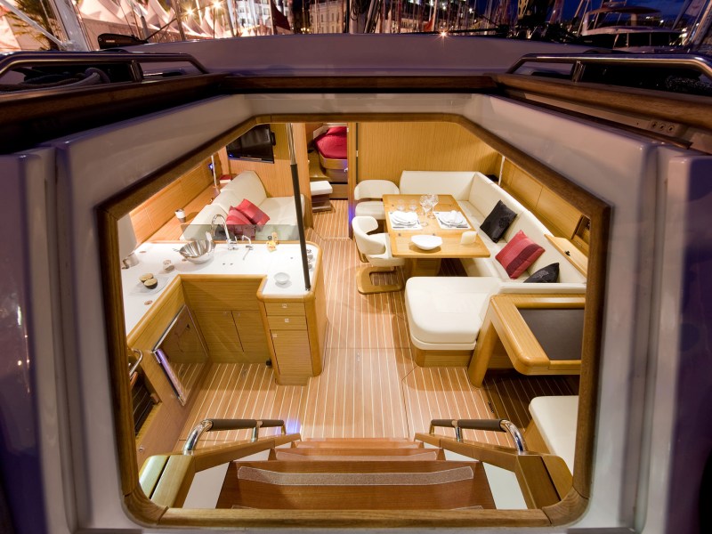 Jeanneau 53