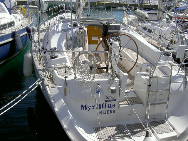 Oceanis 423