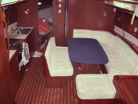 Dufour 425