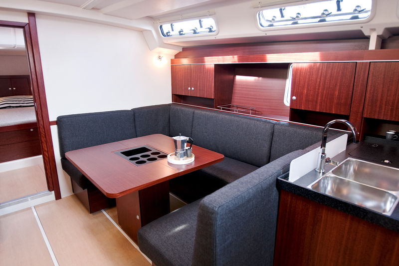 Hanse 445