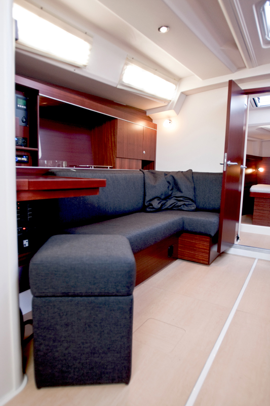 Hanse 445