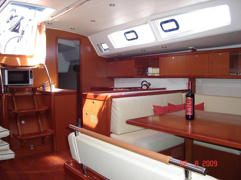 Oceanis 54