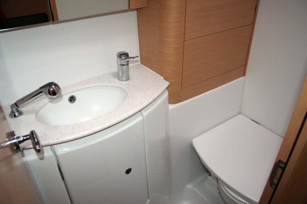Lagoon 440