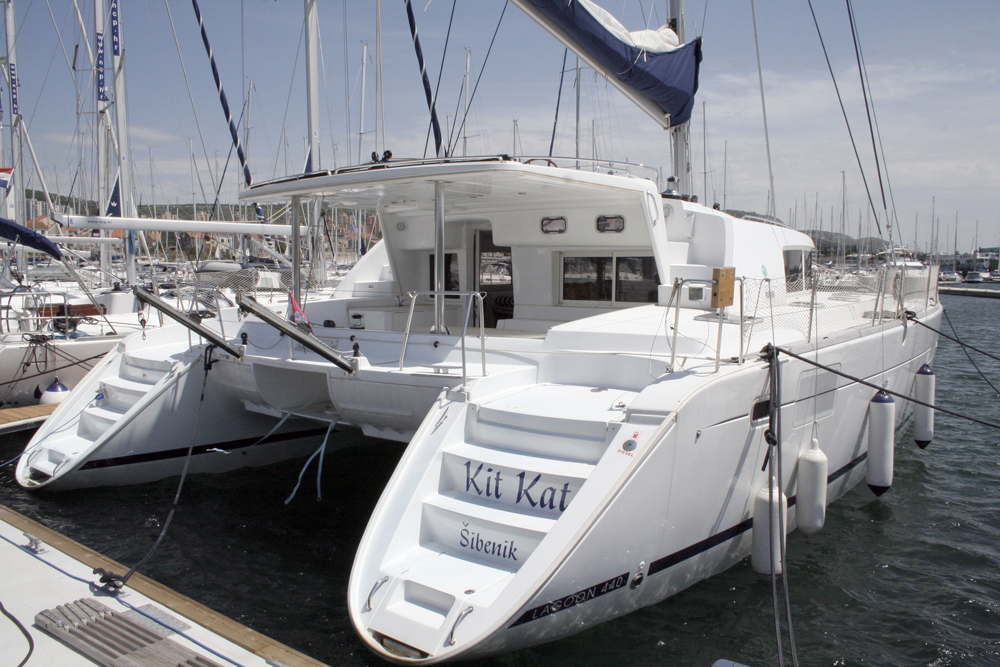 Lagoon 440